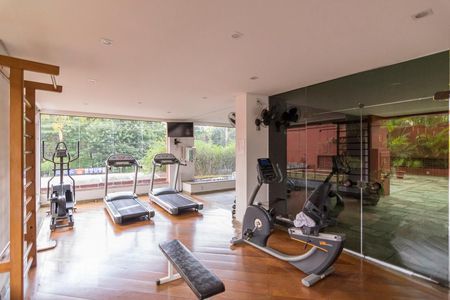 Apartamento à venda com 170m², 4 quartos e 2 vagasAcademia