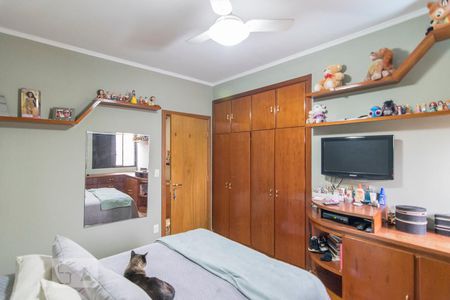 Apartamento à venda com 170m², 4 quartos e 2 vagasQuarto 2