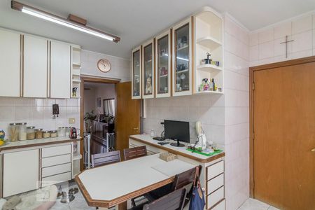 Apartamento à venda com 170m², 4 quartos e 2 vagasCozinha