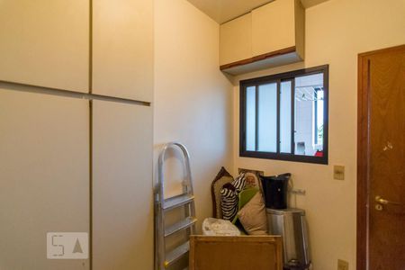 Apartamento à venda com 170m², 4 quartos e 2 vagasQuarto e Serviço