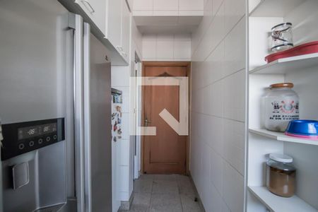 Apartamento à venda com 190m², 3 quartos e 4 vagasCozinha