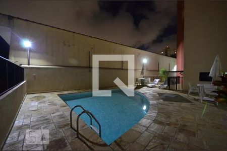 Apartamento à venda com 190m², 3 quartos e 4 vagasÁrea Comum - Piscina