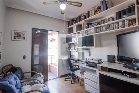 Apartamento à venda com 190m², 3 quartos e 4 vagasQuarto 4
