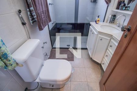 Apartamento à venda com 190m², 3 quartos e 4 vagasBanheiro 1