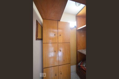 Casa para alugar com 220m², 6 quartos e 2 vagas Casa para alugar com 220m², 6 quartos e 2 vagasCloset Quarto 2