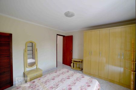 Casa para alugar com 220m², 6 quartos e 2 vagas Casa para alugar com 220m², 6 quartos e 2 vagasQuarto 2 Casa 2