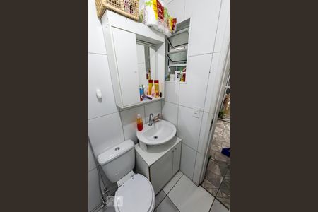 Casa à venda com 100m², 2 quartos e sem vaga1o. Andar - Banheiro de serviço