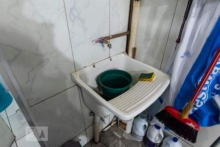 Casa à venda com 100m², 2 quartos e sem vaga1o. Andar - Área de serviço