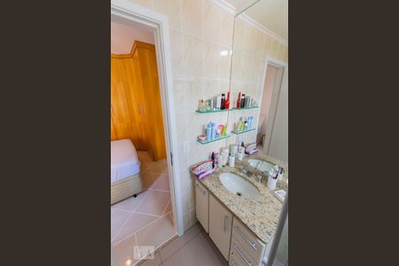 Apartamento para alugar com 61m², 2 quartos e 1 vagaQuarto 2 - Suíte/ Banheiro