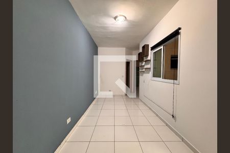 Sala de apartamento para alugar com 2 quartos, 55m² em Jardim Silvana, Santo André