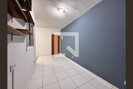 Sala de apartamento para alugar com 2 quartos, 55m² em Jardim Silvana, Santo André