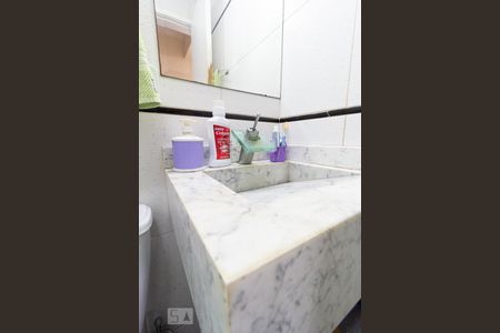 Apartamento à venda com 77m², 3 quartos e 1 vagaBanheiro Social