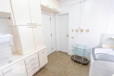 Apartamento à venda com 207m², 3 quartos e 4 vagasLavanderia