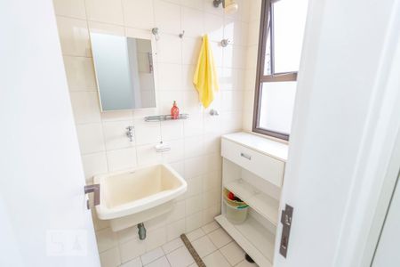 Apartamento à venda com 207m², 3 quartos e 4 vagasBanheiro do Escritório