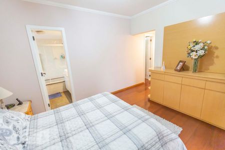 Apartamento à venda com 207m², 3 quartos e 4 vagasSuíte 3