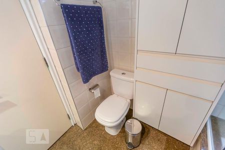 Apartamento à venda com 207m², 3 quartos e 4 vagasBanheiro da Suíte 3