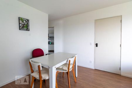 Sala de apartamento para alugar com 2 quartos, 57m² em Sumarezinho, São Paulo