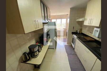 Apartamento para alugar com 85m², 2 quartos e 1 vagaCozinha