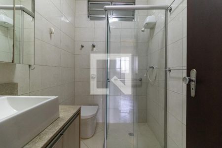Casa à venda com 200m², 3 quartos e 3 vagasBanheiro Social