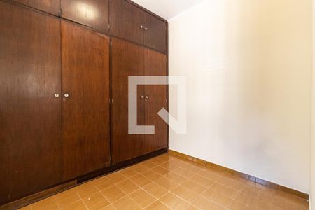 Casa à venda com 200m², 3 quartos e 3 vagasQuarto de Serviço