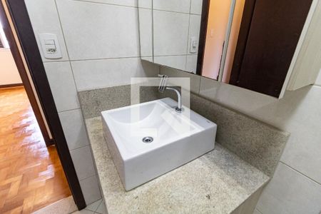 Casa à venda com 200m², 3 quartos e 3 vagasBanheiro Social