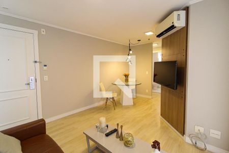 Sala de apartamento para alugar com 2 quartos, 52m² em Vila Olímpia, São Paulo