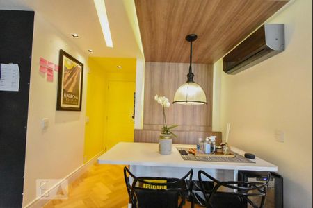 Apartamento à venda com 56m², 1 quarto e 1 vagaSala de Jantar
