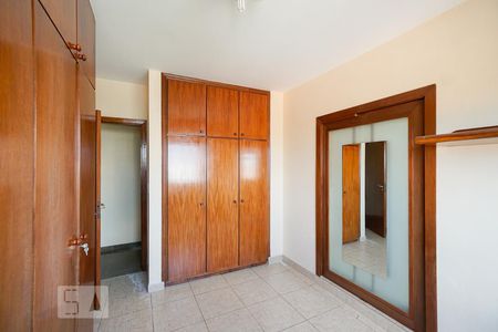 Apartamento à venda com 137m², 3 quartos e 2 vagasQuarto 02