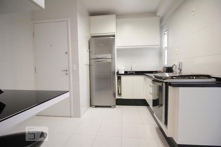Apartamento à venda com 86m², 3 quartos e 2 vagasCozinha