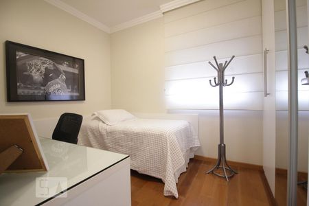 Apartamento à venda com 86m², 3 quartos e 2 vagasQuarto 2