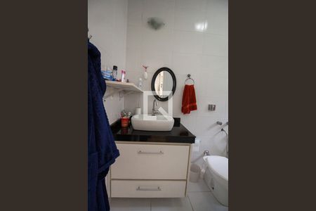 Casa à venda com 250m², 3 quartos e 3 vagasBanheiro Suíte 1