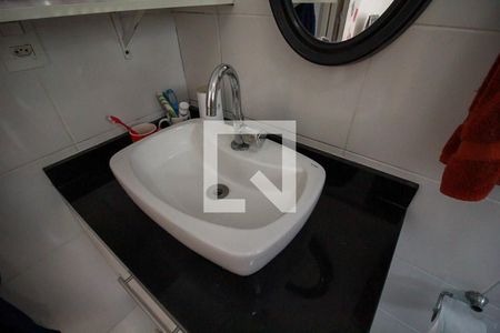 Casa à venda com 250m², 3 quartos e 3 vagasBanheiro Suíte 1