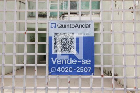 Casa à venda com 250m², 3 quartos e 3 vagasFachada