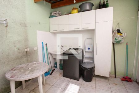 Casa à venda com 250m², 3 quartos e 3 vagasÁrea de Serviço