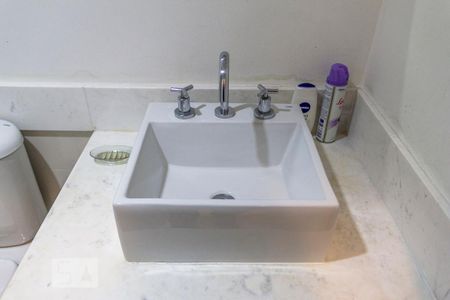 Apartamento para alugar com 61m², 1 quarto e 1 vaga Apartamento para alugar com 61m², 1 quarto e 1 vagaBanheiro da Suíte