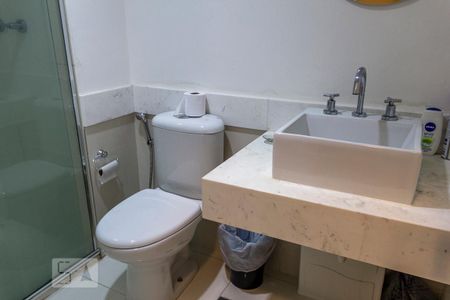 Apartamento para alugar com 61m², 1 quarto e 1 vaga Apartamento para alugar com 61m², 1 quarto e 1 vagaBanheiro da Suíte