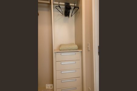 Apartamento para alugar com 61m², 1 quarto e 1 vaga Apartamento para alugar com 61m², 1 quarto e 1 vagaCloset