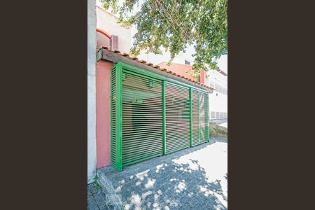 Casa à venda com 180m², 4 quartos e 2 vagasFachada