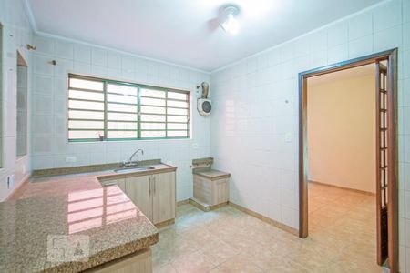 Casa à venda com 180m², 4 quartos e 2 vagasCozinha