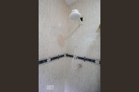 Casa de condomínio à venda com 70m², 2 quartos e 2 vagas Casa de condomínio à venda com 70m², 2 quartos e 2 vagasBanheiro