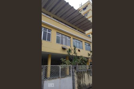Casa de condomínio à venda com 70m², 2 quartos e 2 vagas