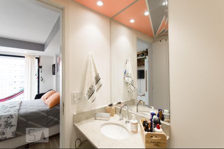 Studio à venda com 35m², 1 quarto e 1 vagaBanheiro
