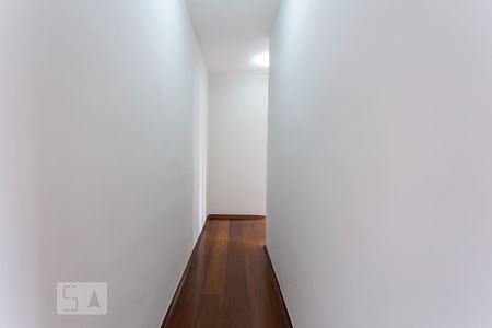 Apartamento à venda com 68m², 2 quartos e 1 vaga Apartamento à venda com 68m², 2 quartos e 1 vagaCorredor