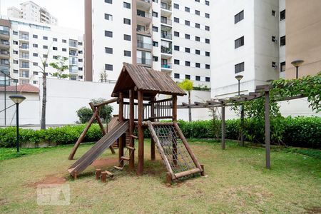 Apartamento à venda com 180m², 2 quartos e 1 vaga Apartamento à venda com 180m², 2 quartos e 1 vagaPlayground