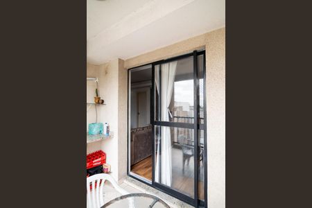 Apartamento à venda com 180m², 2 quartos e 1 vaga Apartamento à venda com 180m², 2 quartos e 1 vagaVaranda