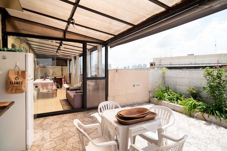 Apartamento à venda com 180m², 2 quartos e 1 vaga Apartamento à venda com 180m², 2 quartos e 1 vagaCobertura Churrasqueira