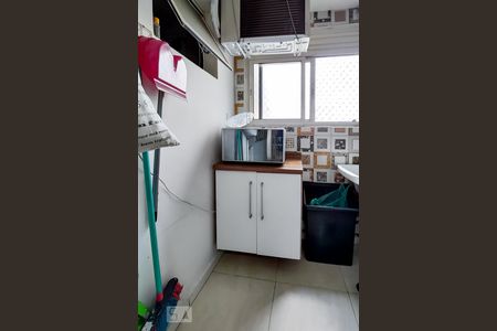 Apartamento à venda com 180m², 2 quartos e 1 vaga Apartamento à venda com 180m², 2 quartos e 1 vagaÁrea de Serviço
