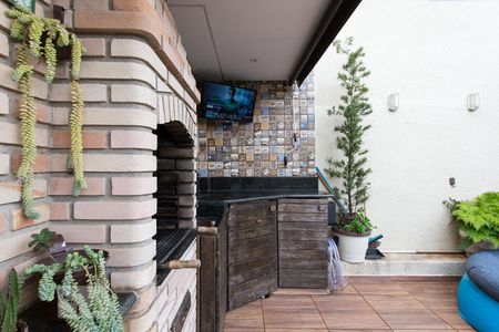 Apartamento à venda com 122m², 2 quartos e 1 vagaVaranda com Churrasqueira - Área de Serviço