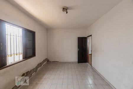 Casa à venda com 184m², 3 quartos e 3 vagasQuarto 3