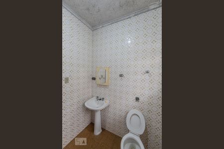 Casa à venda com 184m², 3 quartos e 3 vagasBanheiro Social